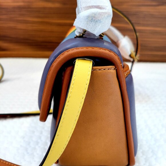 Coach Turnlock Clutch - Picture 12 of 16